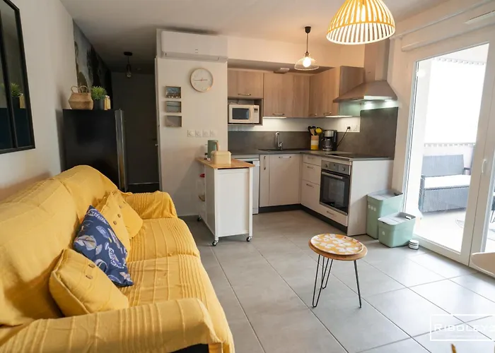 Marina - T2 Climatisé Avec Wifi Et Piscine Apartamento Vias