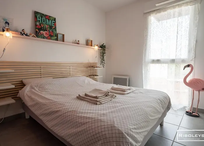 Marina - T2 Climatisé Avec Wifi Et Piscine Apartamento Vias